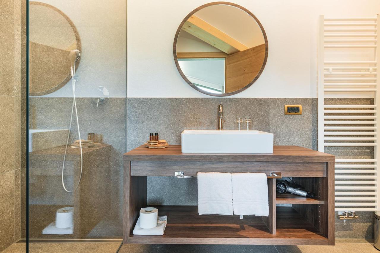 Garni Hotel Miara - Your Dolomites Home セルヴァ・ディ・ヴァル・ガルデーナ エクステリア 写真