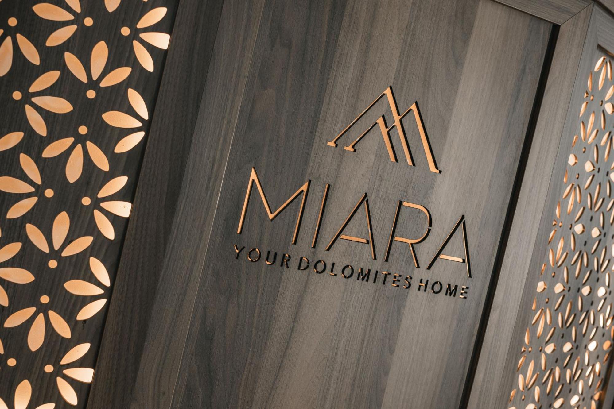 Garni Hotel Miara - Your Dolomites Home セルヴァ・ディ・ヴァル・ガルデーナ エクステリア 写真